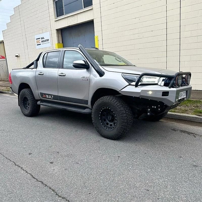 3" or 4" Lift & 33" Wheel Package - Toyota Hilux N70 / N80