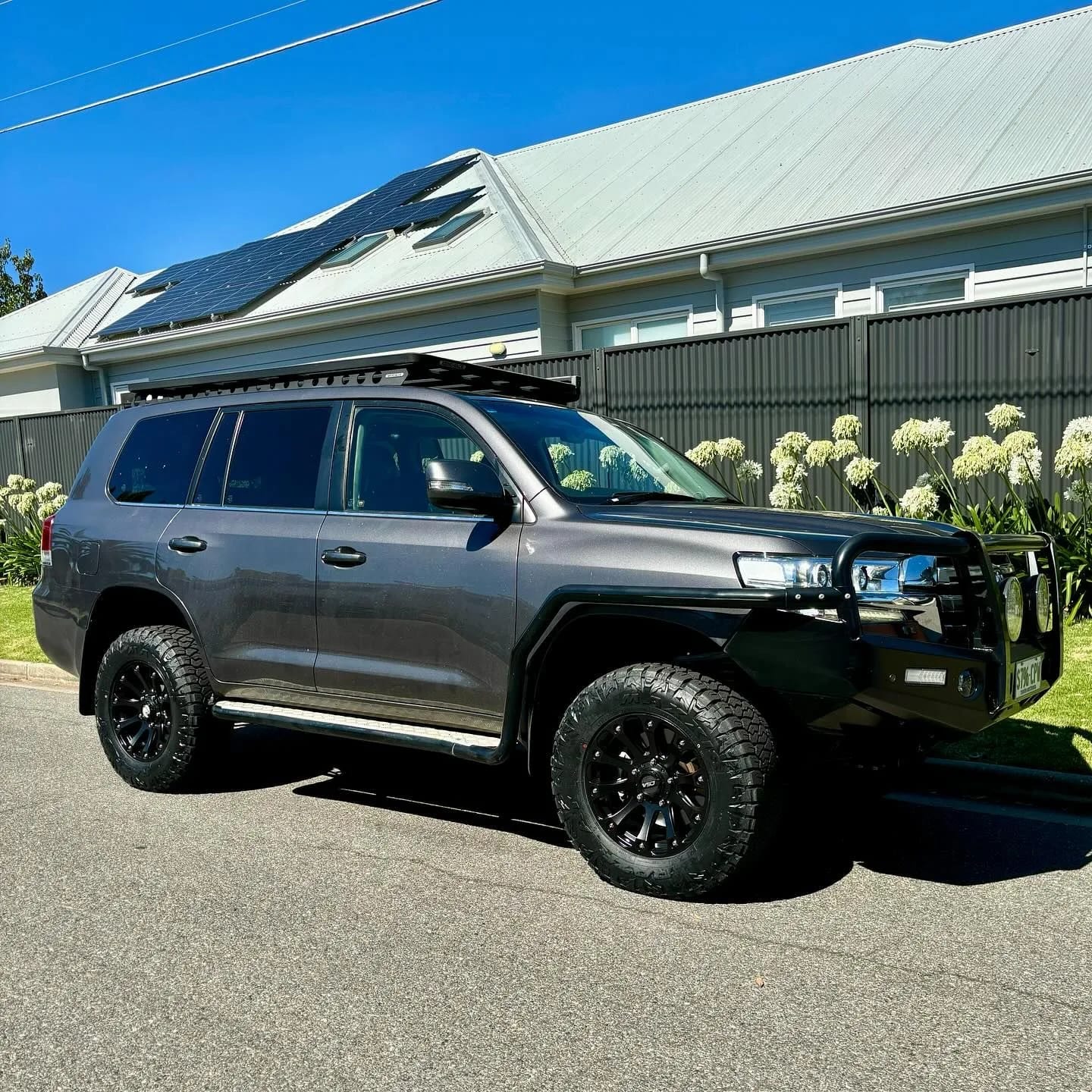 Ironman 2" Suspension Lift Kit - Toyota Landcruiser 200 Series