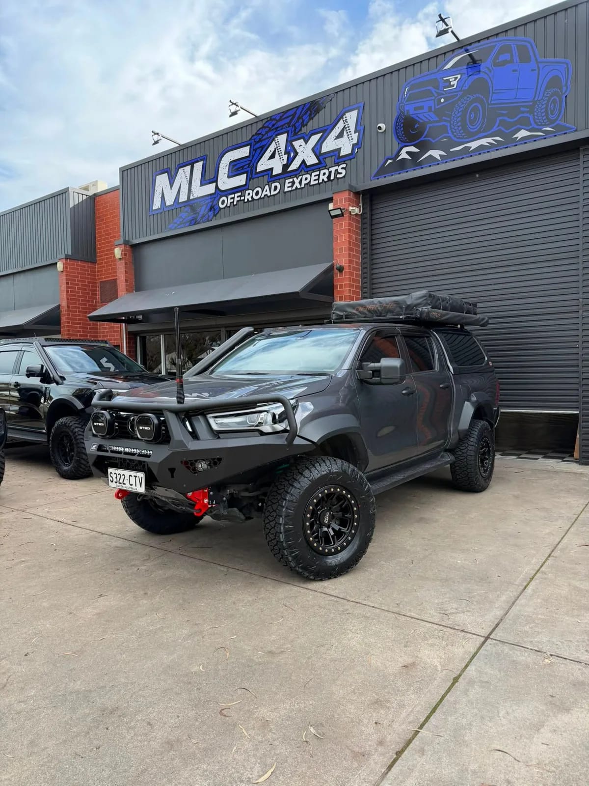 Dobinsons IMS 2-3" Suspension Lift Kit - Toyota Hilux N70 / N80 / N90 - GR SPORT / ROGUE WIDE